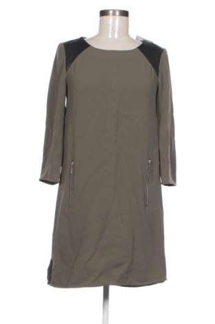 Рокля H&M, Размер S, Цвят Зелен, Цена 5,00 €, #137380907