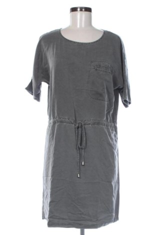 Kleid Vero Moda, Größe S, Farbe Grau, Preis 11,00 €, #137384098