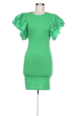 Sukienka Zara, Rozmiar M, Kolor Zielony, Cena 157,27 zł, #137396052
