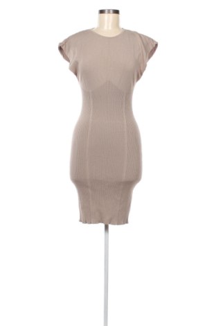 Рокля Gina Tricot, Размер M, Цвят Бежов, Цена 11,00 €, #137404480