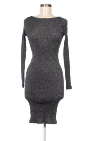 Sukienka H&M, Rozmiar S, Kolor Czerwony, Cena 63,50 zł, #137353329