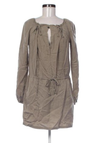Rochie Silvian Heach, Mărime M, Culoare Bej, Preț 94,48 Lei, #137339168