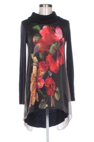 Rochie Rinascimento, Mărime S, Culoare Multicolor, Preț 185,34 Lei, #137351752