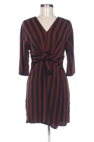 Sukienka Bershka, Rozmiar S, Kolor Kolorowy, Cena 40,01 zł, #137377841