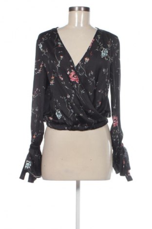 Dámská halenka Bershka, Velikost L, Barva Vícebarevné, Cena  49,00 Kč