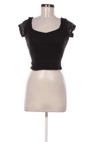 Bluză de femei Guess, Mărime S, Culoare Negru, Preț 150,99 Lei