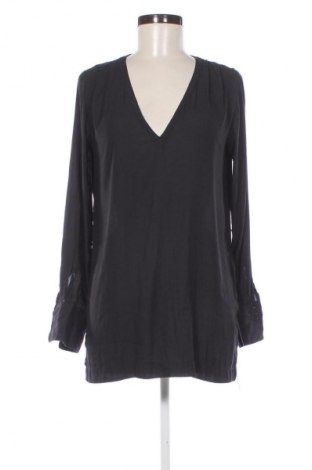 Dámská halenka H&M, Velikost XS, Barva Černá, Cena  49,00 Kč