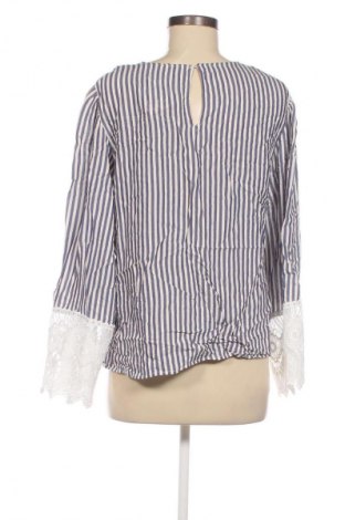 Dámská halenka H&M, Velikost M, Barva Vícebarevné, Cena  49,00 Kč