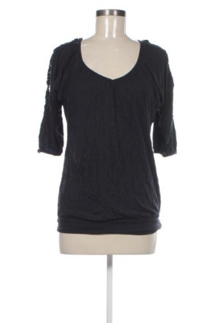 Női blúz ONLY, Méret M, Szín Fekete, Ár 699 Ft