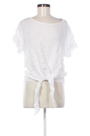 Дамска блуза Unbranded, Размер M, Цвят Бял, Цена 2,00 €