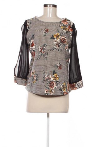Дамска блуза Unbranded, Размер M, Цвят Многоцветен, Цена 2,04 €