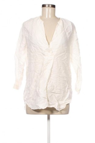 Damen Shirt Zara, Größe S, Farbe Weiß, Preis 9,99 €