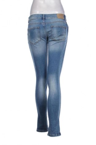 Dámske džínsy  Bershka, Veľkosť M, Farba Modrá, Cena  11,40 €