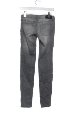 Damen Jeans H&M, Größe S, Farbe Grau, Preis 3,99 €