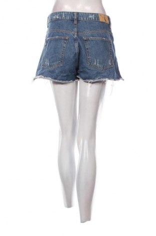 Dámské kraťasy  Bershka, Velikost M, Barva Modrá, Cena  169,00 Kč