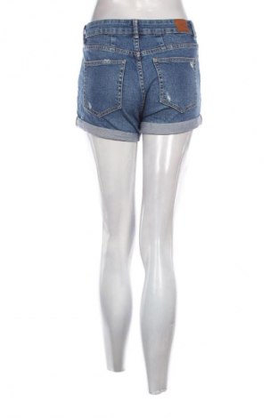 Γυναικείο κοντό παντελόνι Bershka, Μέγεθος S, Χρώμα Μπλέ, Τιμή 3,99 €