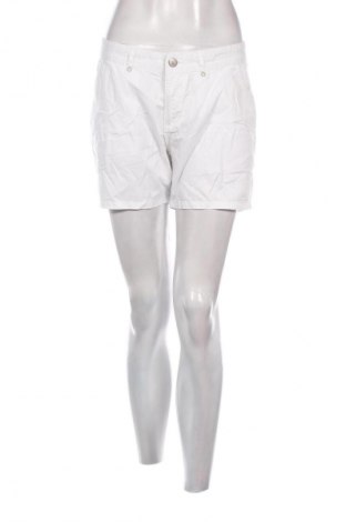 Női rövidnadrág Denim 1982, Méret M, Szín Fehér, Ár 1 179 Ft