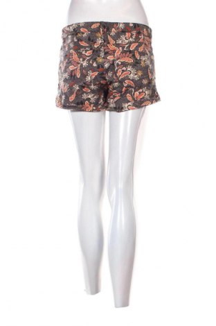 Dámské kraťasy  H&M, Velikost M, Barva Vícebarevné, Cena  89,00 Kč