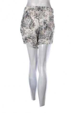 Dámské kraťasy  H&M, Velikost M, Barva Vícebarevné, Cena  69,00 Kč