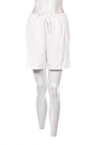 Дамски къс панталон H&M Divided, Размер M, Цвят Бял, Цена 2,55 €