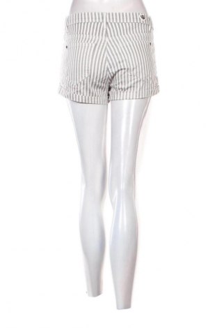 Damen Shorts Haily`s, Größe M, Farbe Mehrfarbig, Preis € 5,99