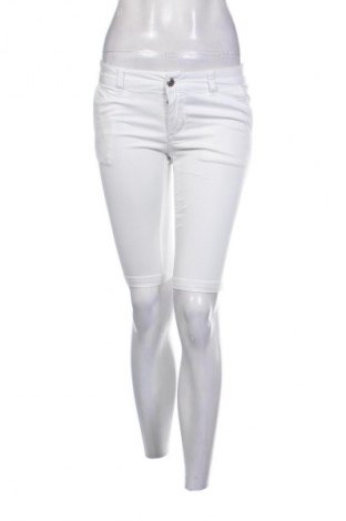 Női rövidnadrág Lee Cooper, Méret M, Szín Fehér, Ár 769 Ft