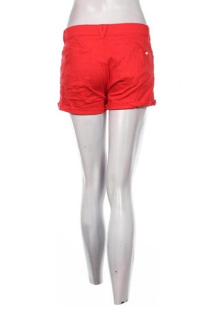Дамски къс панталон Terranova, Размер M, Цвят Червен, Цена 2,55 €