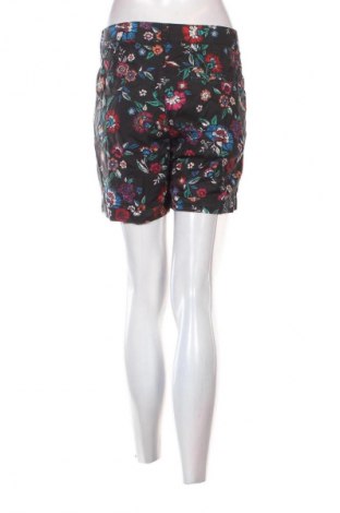 Pantaloni scurți de femei Yessica, Mărime M, Culoare Multicolor, Preț 13,99 Lei