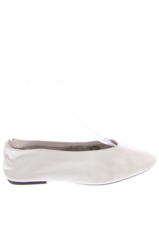 Obuwie damskie Zara, Rozmiar 39, Kolor Biały, Cena 174,85 zł
