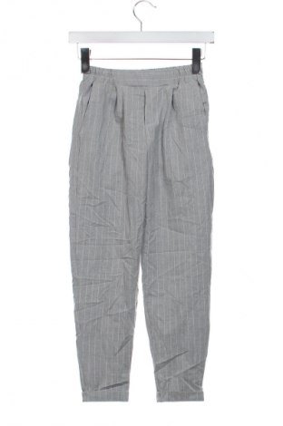 Damenhose Bershka, Größe XS, Farbe Mehrfarbig, Preis 2,99 €