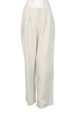 Дамски панталон Calvin Klein Jeans, Размер L, Цвят Бежов, Цена 39,88 €