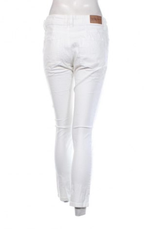 Damenhose Janina, Größe M, Farbe Weiß, Preis 6,99 €