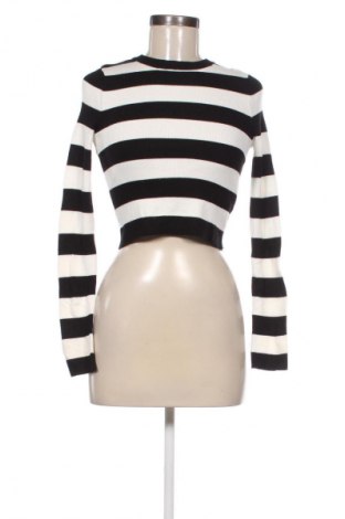 Дамски пуловер Sinsay, Размер XS, Цвят Многоцветен, Цена 2,55 €