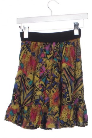 Детска пола C&A, Размер 8-9y/ 134-140 см, Цвят Многоцветен, Цена 2,04 €