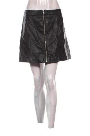 Кожена пола H&M Divided, Размер M, Цвят Черен, Цена 2,04 €