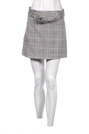 Пола - панталон Stradivarius, Размер M, Цвят Многоцветен, Цена 2,04 €