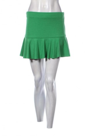 Пола - панталон Unbranded, Размер M, Цвят Зелен, Цена 2,04 €