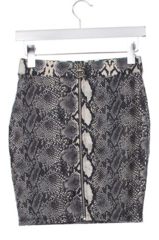 Пола Amisu, Размер XS, Цвят Многоцветен, Цена 2,55 €