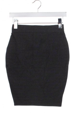 Пола Amisu, Размер XS, Цвят Сив, Цена 2,04 €