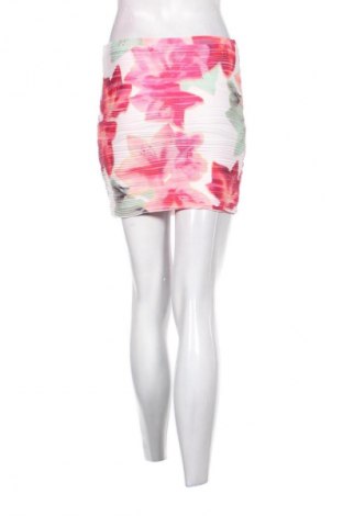 Пола Amisu, Размер S, Цвят Многоцветен, Цена 10,00 €