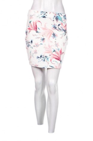 Пола Amisu, Размер S, Цвят Многоцветен, Цена 10,00 €