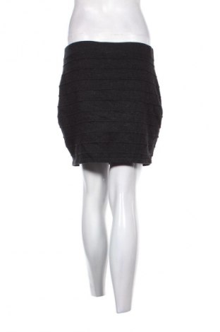 Пола Amisu, Размер XL, Цвят Многоцветен, Цена 2,04 €