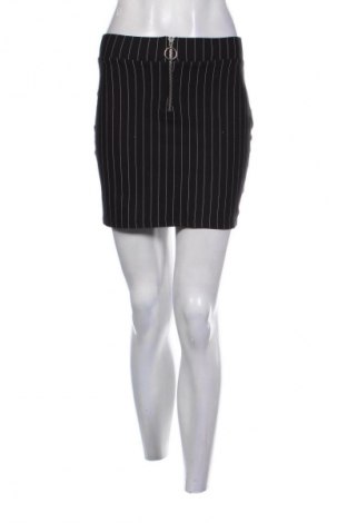 Пола Bershka, Размер M, Цвят Многоцветен, Цена 2,04 €