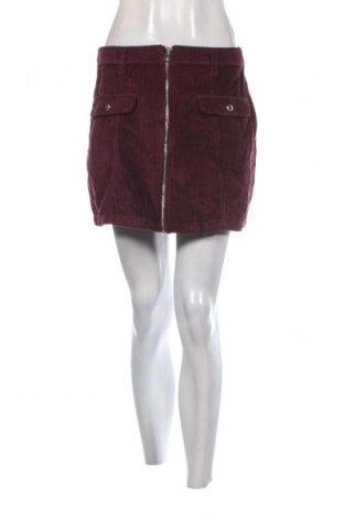 Пола Bershka, Размер M, Цвят Червен, Цена 3,06 €