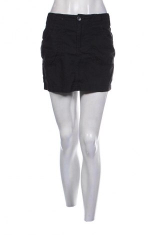 Пола Blue, Размер M, Цвят Черен, Цена 2,04 €