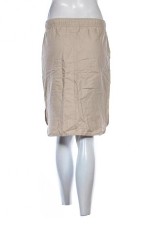 Пола C&A, Размер S, Цвят Бежов, Цена 2,55 €