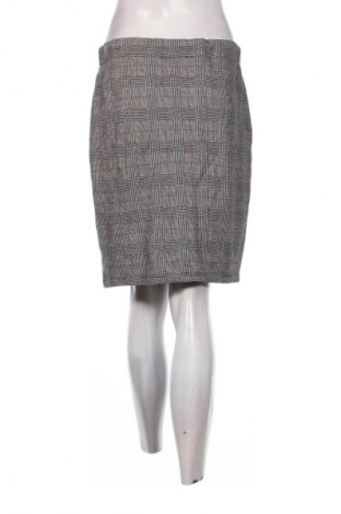 Пола Cartoon, Размер M, Цвят Многоцветен, Цена 2,04 €