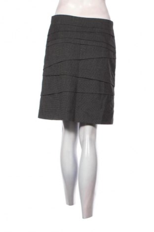 Пола Comma,, Размер S, Цвят Многоцветен, Цена 3,57 €