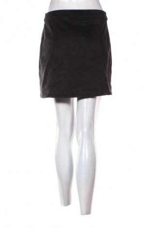 Пола Cotton Club, Размер M, Цвят Черен, Цена 2,04 €