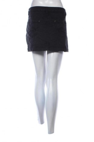 Rock Edc By Esprit, Größe L, Farbe Schwarz, Preis 1,99 €